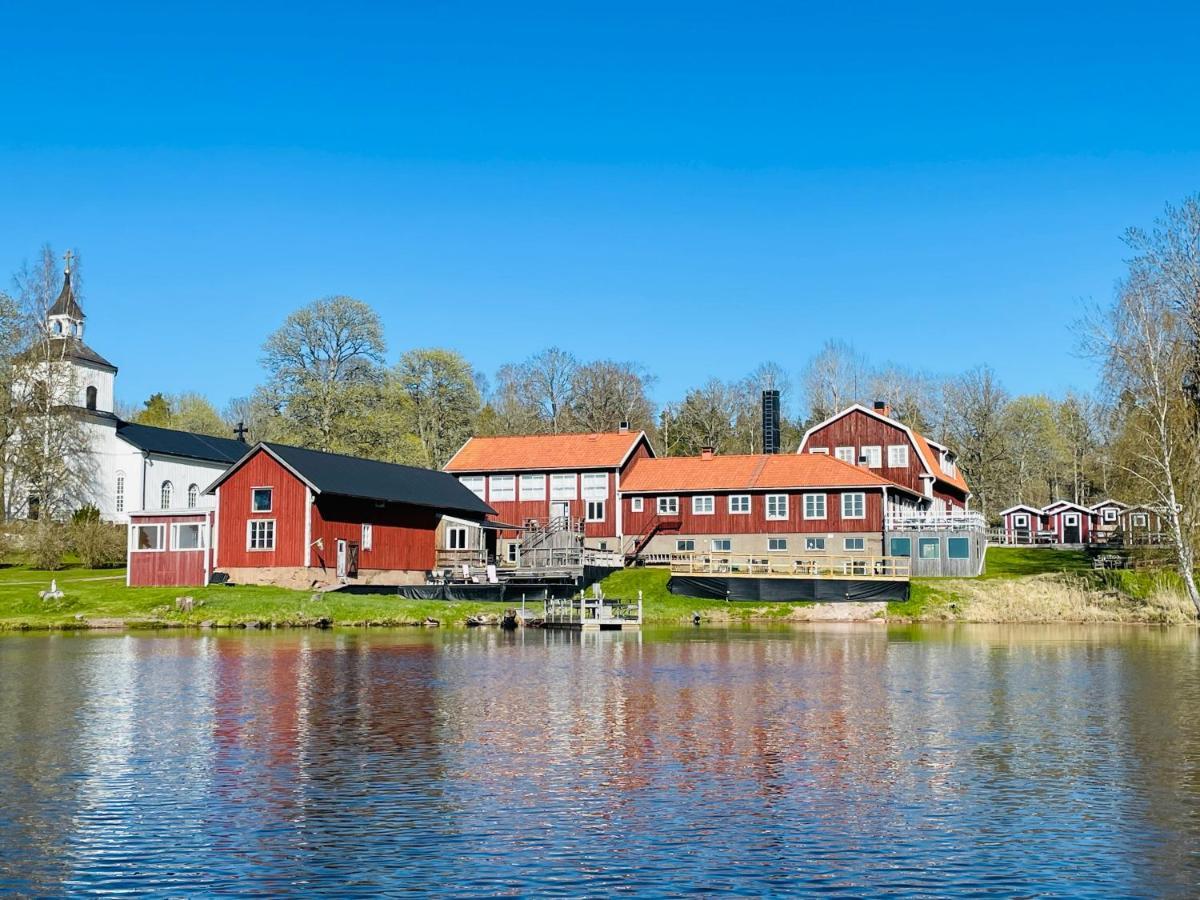 Trehoerna Hotell & Konferens Trehorna Bagian luar foto