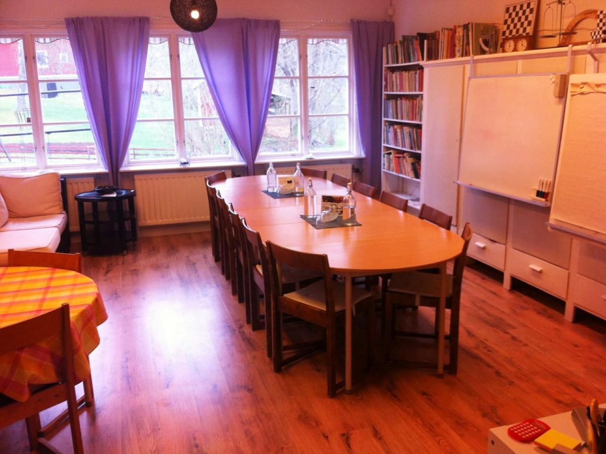 Trehoerna Hotell & Konferens Trehorna Bagian luar foto